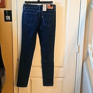 Women 711 Levi skinny 4 medium 27×30